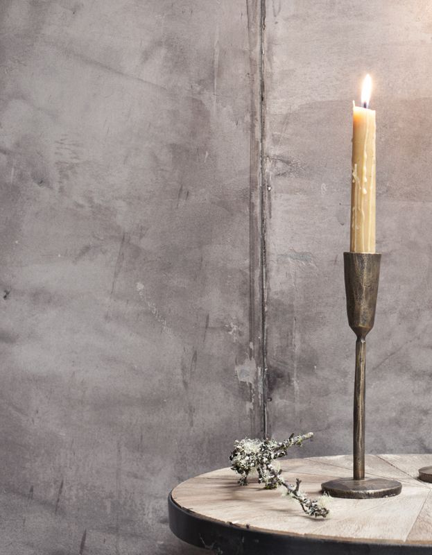 Mbata lysestake  small - Antique Brass | Nkuku